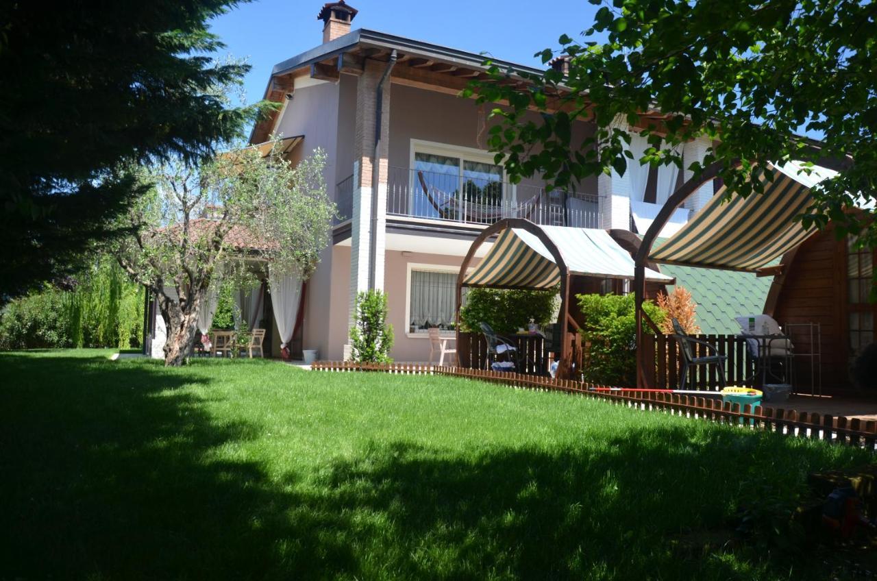 Asso Bed & Breakfast Manerba del Garda Ngoại thất bức ảnh