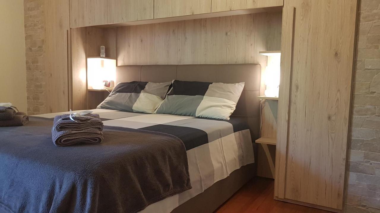 Asso Bed & Breakfast Manerba del Garda Ngoại thất bức ảnh