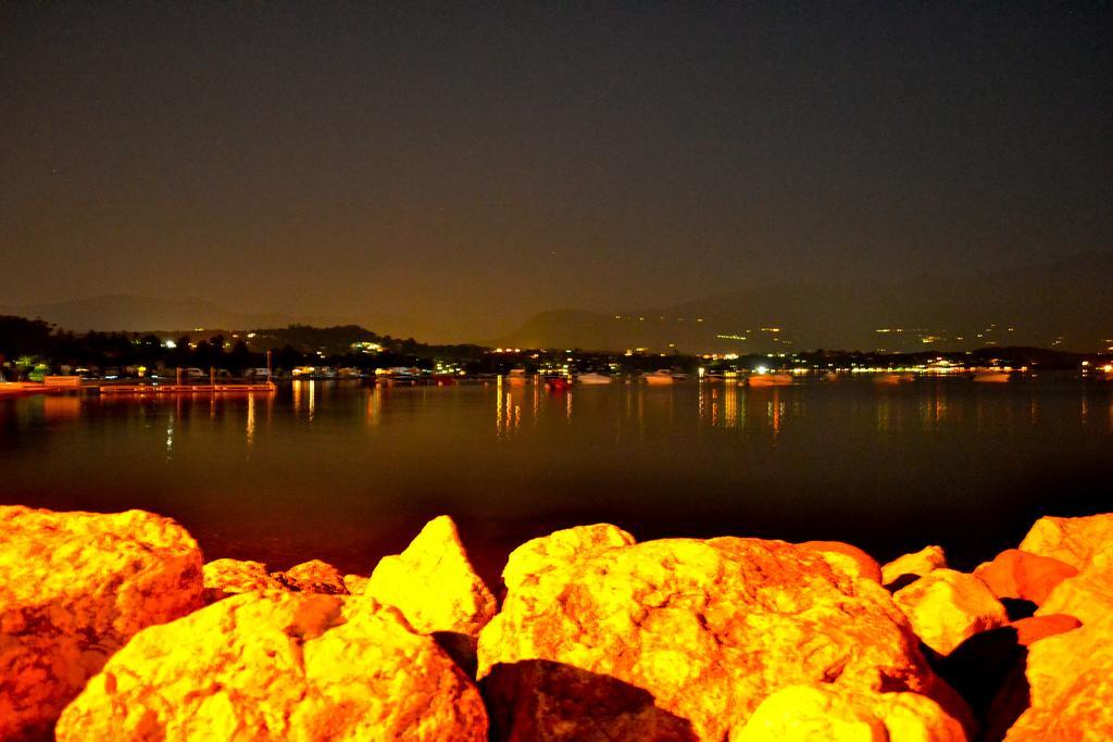 Asso Bed & Breakfast Manerba del Garda Ngoại thất bức ảnh